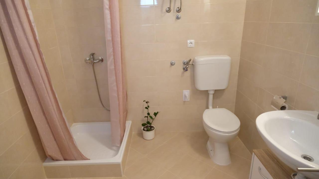 Ferienwohnung Porat Starigrad Paklenica Exterior foto