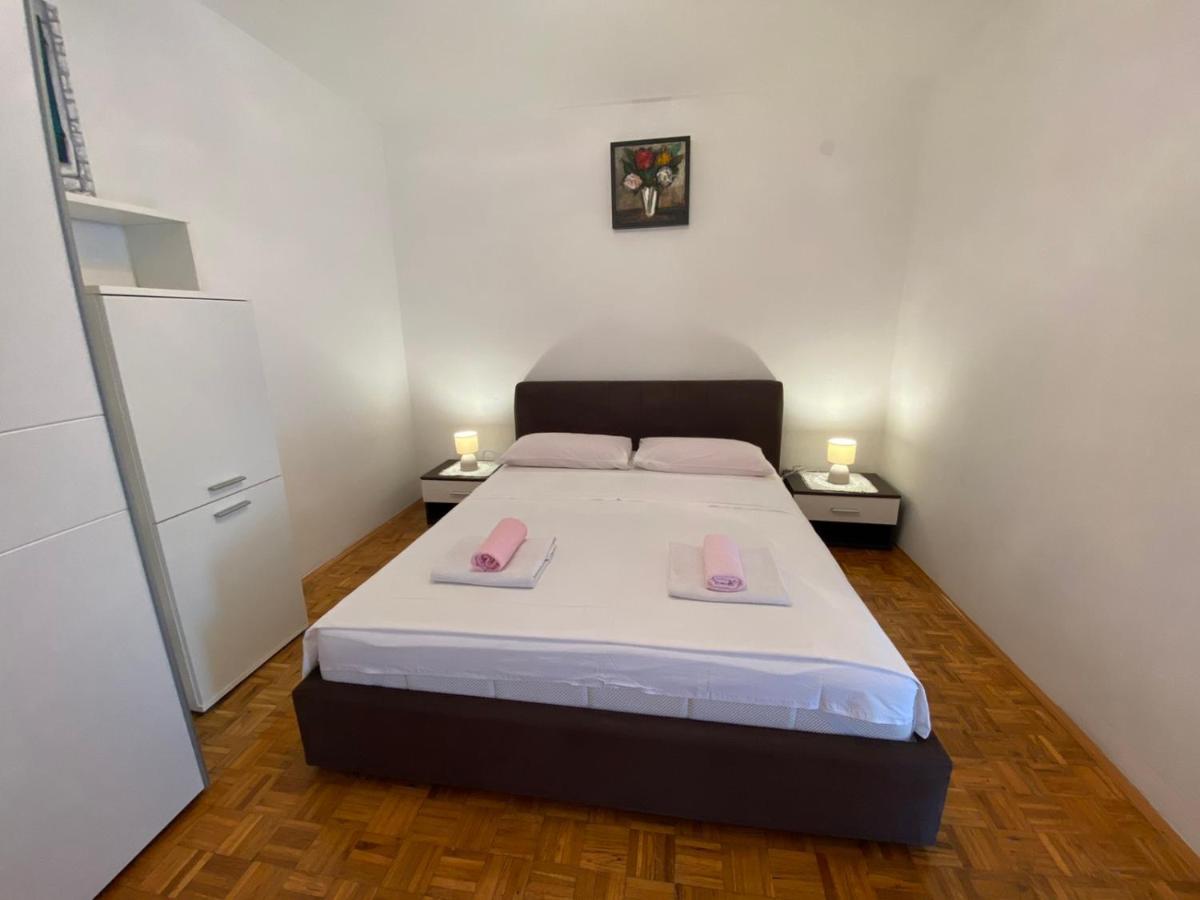 Ferienwohnung Porat Starigrad Paklenica Exterior foto